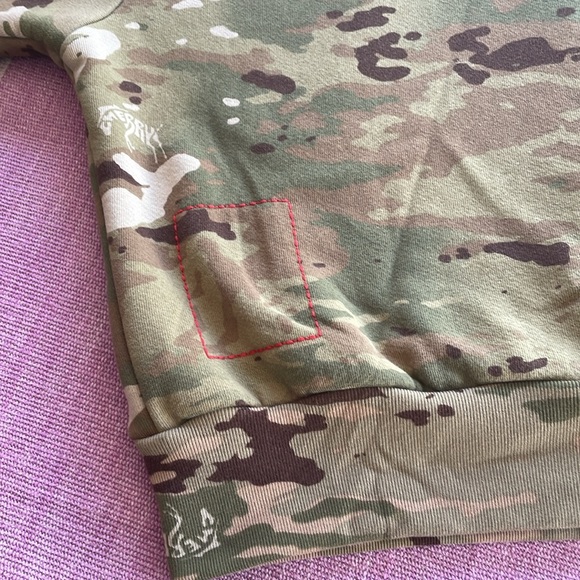 Cherry LA logo camouflage zip-up hoodie. Gently, gently used. - Picture 6 of 13